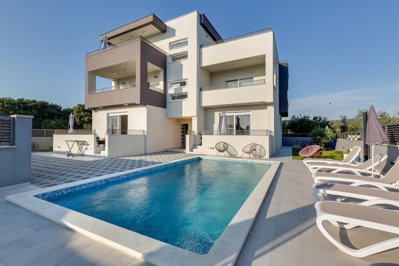 Apartments Evita Bibinje Exterior photo