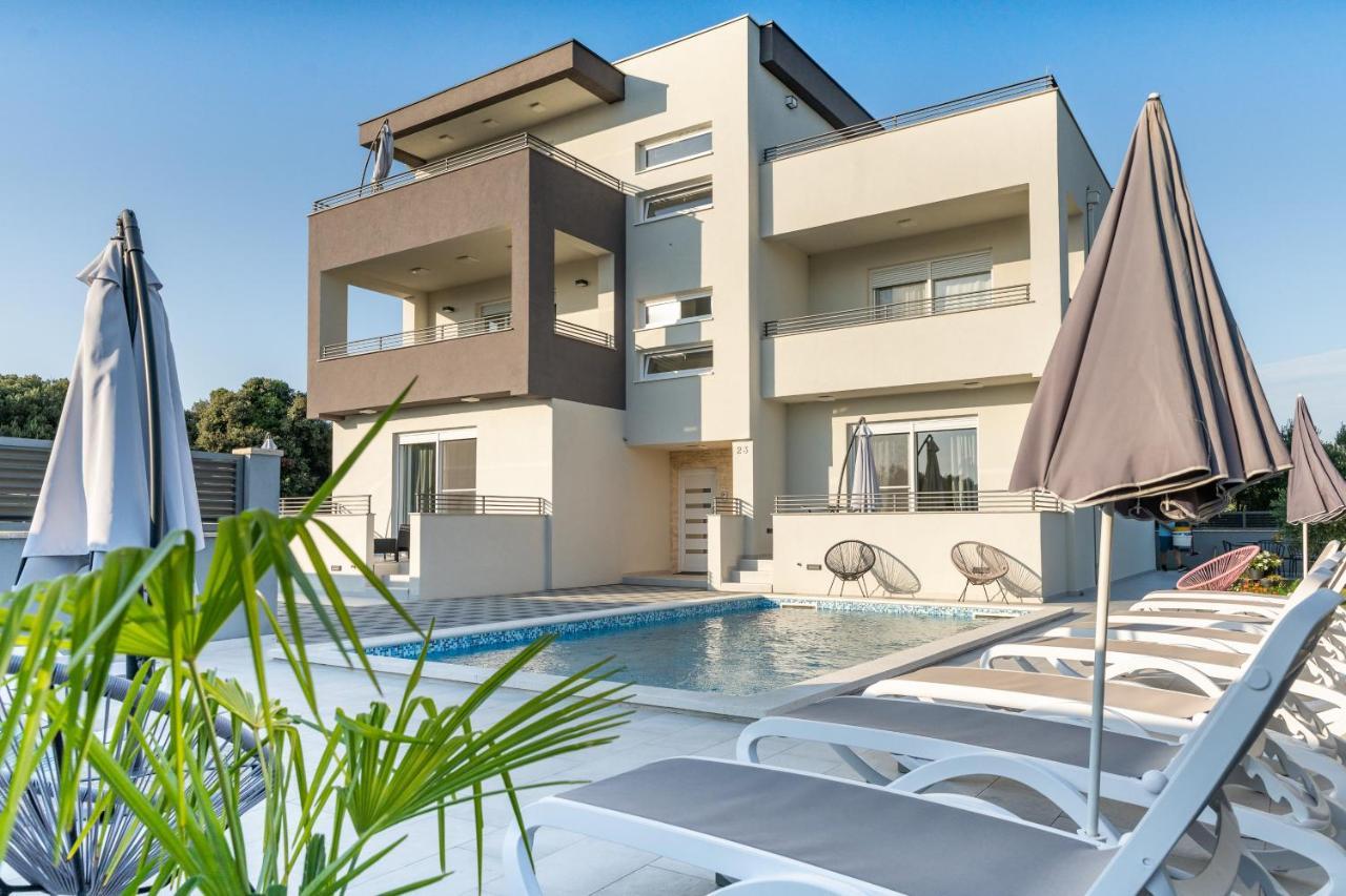 Apartments Evita Bibinje Exterior photo