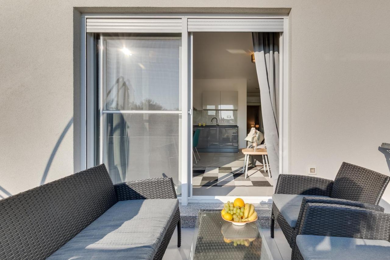 Apartments Evita Bibinje Exterior photo
